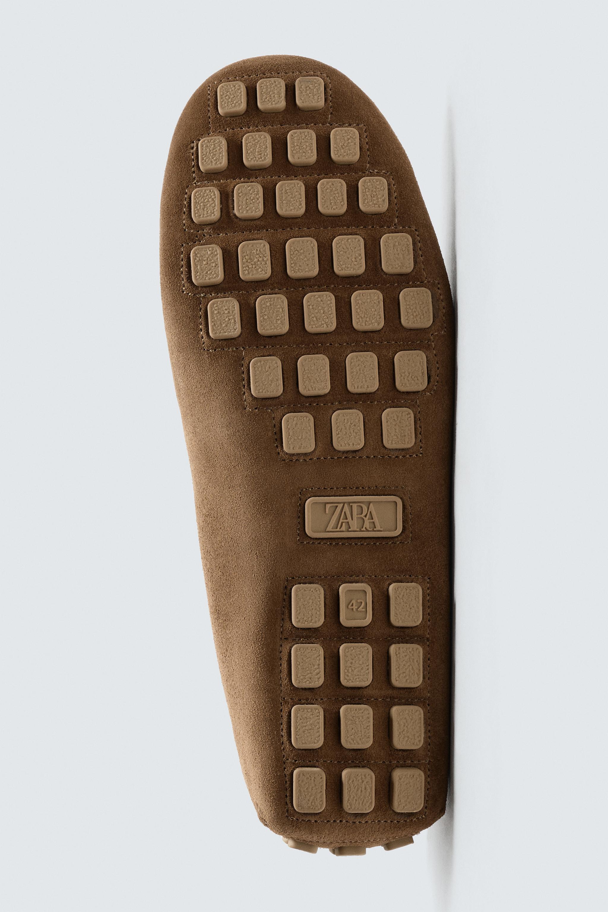 CASUAL LEATHER LOAFERS